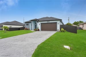 202 8th Terrace, Cape Coral, FL 33993 Sold 08/21/25