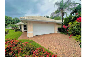 4878 Europa Drive, Naples, FL 34105 Sold 08/11/25