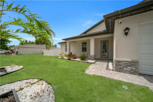 1421 13th Terrace, Cape Coral, FL 33991 - MLS#225061129