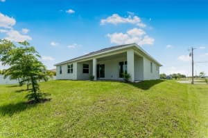 1013 39th Terrace, Cape Coral, FL 33909 - MLS#225061140