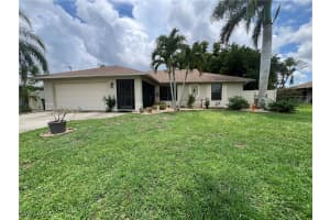 538 Se 32nd Ter, Cape Coral
