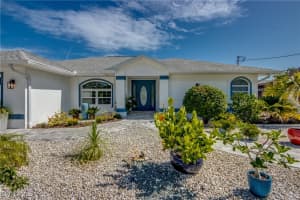 3446 Pinetree Dr, St James City