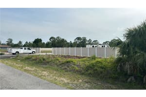 1513 Jefferson Avenue, Lehigh Acres, FL 33972 - MLS#225061235