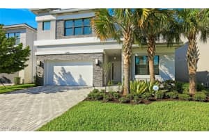 12771 Woodbury Dr, Estero