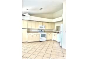 912 Cape Coral Parkway, Cape Coral, FL 33914 - MLS#225061288