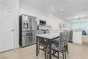 1285 Oxford Ln 227, Naples