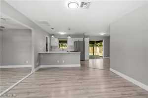 17313 Lee Rd, Fort Myers