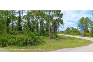 513 Keller Street, Lehigh Acres, FL 33974 - MLS#225061331