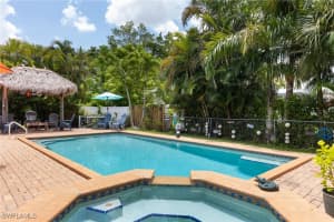 1660 S Hermitage Rd, Fort Myers