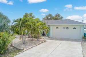 304 22nd Avenue, Cape Coral, FL 33993 Sold 08/22/25