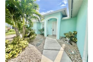 304 22nd Avenue, Cape Coral, FL 33993 Sold 08/22/25