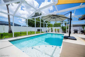 322 28th Terrace, Cape Coral, FL 33914 - MLS#225061423