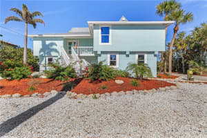 465 Lake Murex Cir, Sanibel