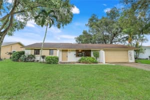 4925 Molokai Dr 16, Naples