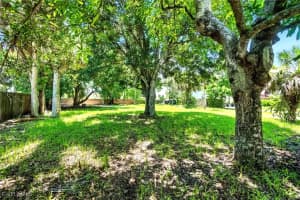 2960 Gordon Street, Naples, FL 34112 - MLS#225061587