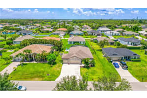 2714 3rd Lane, Cape Coral, FL 33991 - MLS#225061611