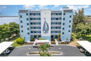 2711 1st Street, Fort Myers, FL 33916 - MLS#225061626