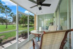 1086 Forest Lakes Dr 9106, Naples