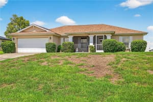 1524 Ne 18th Pl, Cape Coral