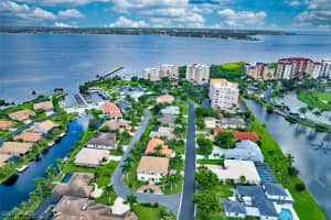 14817 Laguna Drive, Fort Myers, FL 33908 - MLS#225061836