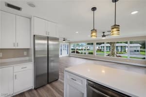 233 YORKSHIRE Court, Naples, FL 34112 - MLS#225061837