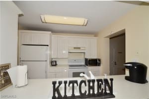 555 Park Shore Drive, Naples, FL 34103 - MLS#225061867