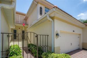 10240 Cobble Notch Loop, Bonita Springs, FL 34135 - MLS#225061892