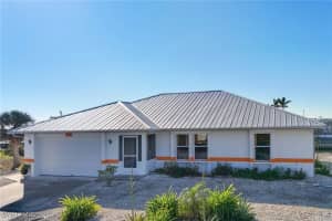 3891 Galt Island Ave, St James City