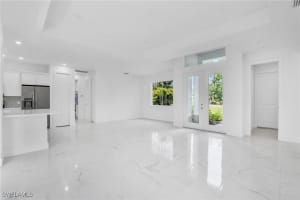 3262 10th Avenue, Naples, FL 34117 - MLS#225061934