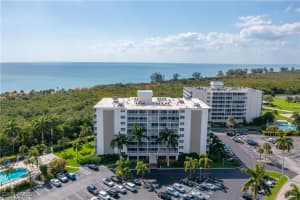 3 Bluebill Avenue, Naples, FL 34108 - MLS#225061941