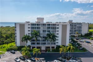 3 Bluebill Avenue, Naples, FL 34108 - MLS#225061941