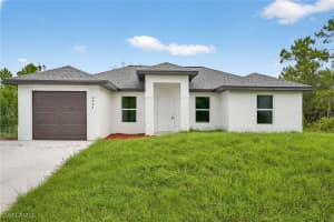 2904 44th Street, Lehigh Acres, FL 33971 Sold 08/26/25
