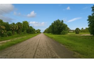 613 Grant Boulevard, Lehigh Acres, FL 33974 - MLS#225061964