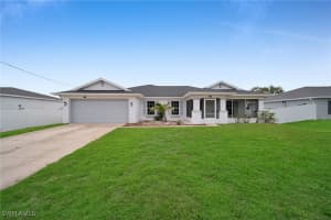 1005 2nd Avenue, Cape Coral, FL 33909 - MLS#225061989