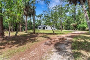 431 1st Street, Naples, FL 34120 - MLS#225061990