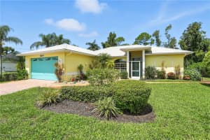 18240 Phlox Dr, Fort Myers