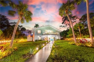 27237 Rio Vista Circle, Bonita Springs, FL 34135 - MLS#225062034