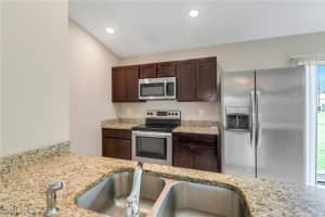 2921 6th Place, Cape Coral, FL 33909 - MLS#225062053
