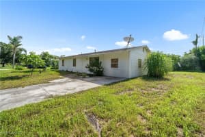 1110 Gerald Avenue, Lehigh Acres, FL 33936 - MLS#225062056