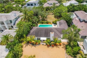 650 S Golf Drive, Naples, FL 34102 - MLS#225062063