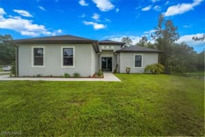 2695 10th Ave Se, Naples