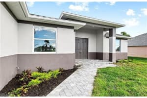 2216 4th Terrace, Cape Coral, FL 33993 - MLS#225062090