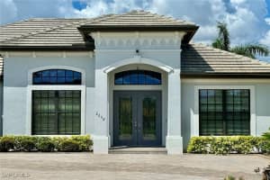 2258 Somerset Place, Naples, FL 34120 - MLS#225062140
