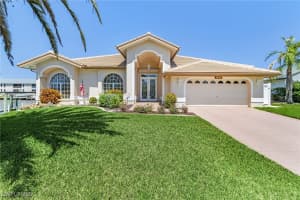 4904 10th Avenue, Cape Coral, FL 33914 - MLS#225062164
