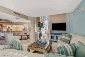 4041 Gulf Shore Boulevard, Naples, FL 34103 - MLS#225062172