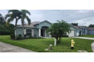 2682 Nature Pointe Loop, Fort Myers