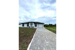 206 PEMBROKE Street, Lehigh Acres, FL 33974 - MLS#225062259