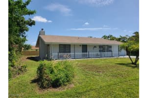 134 8th Street, Cape Coral, FL 33990 - MLS#225062273