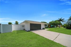 1903 Cornwallis Parkway, Cape Coral, FL 33904 - MLS#225062287
