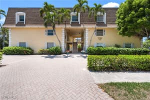 1222 Gordon Drive, Naples, FL 34102 - MLS#225062329